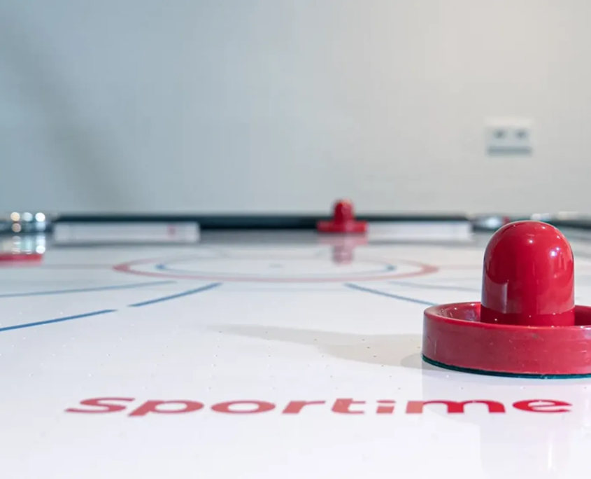 Airhockey Tisch