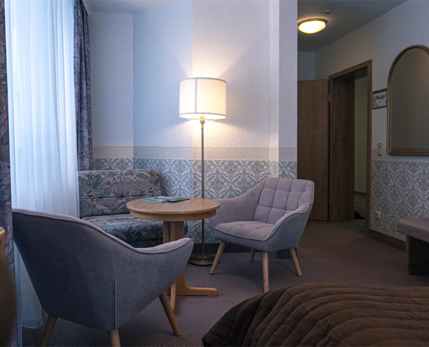 Doppelzimmer Kickelhahn 12 – Sitzecke