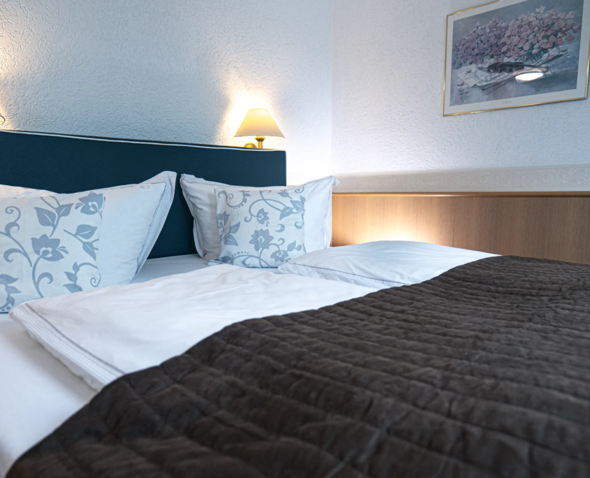 Doppelzimmer Meisenhügel 121 – Doppelbett